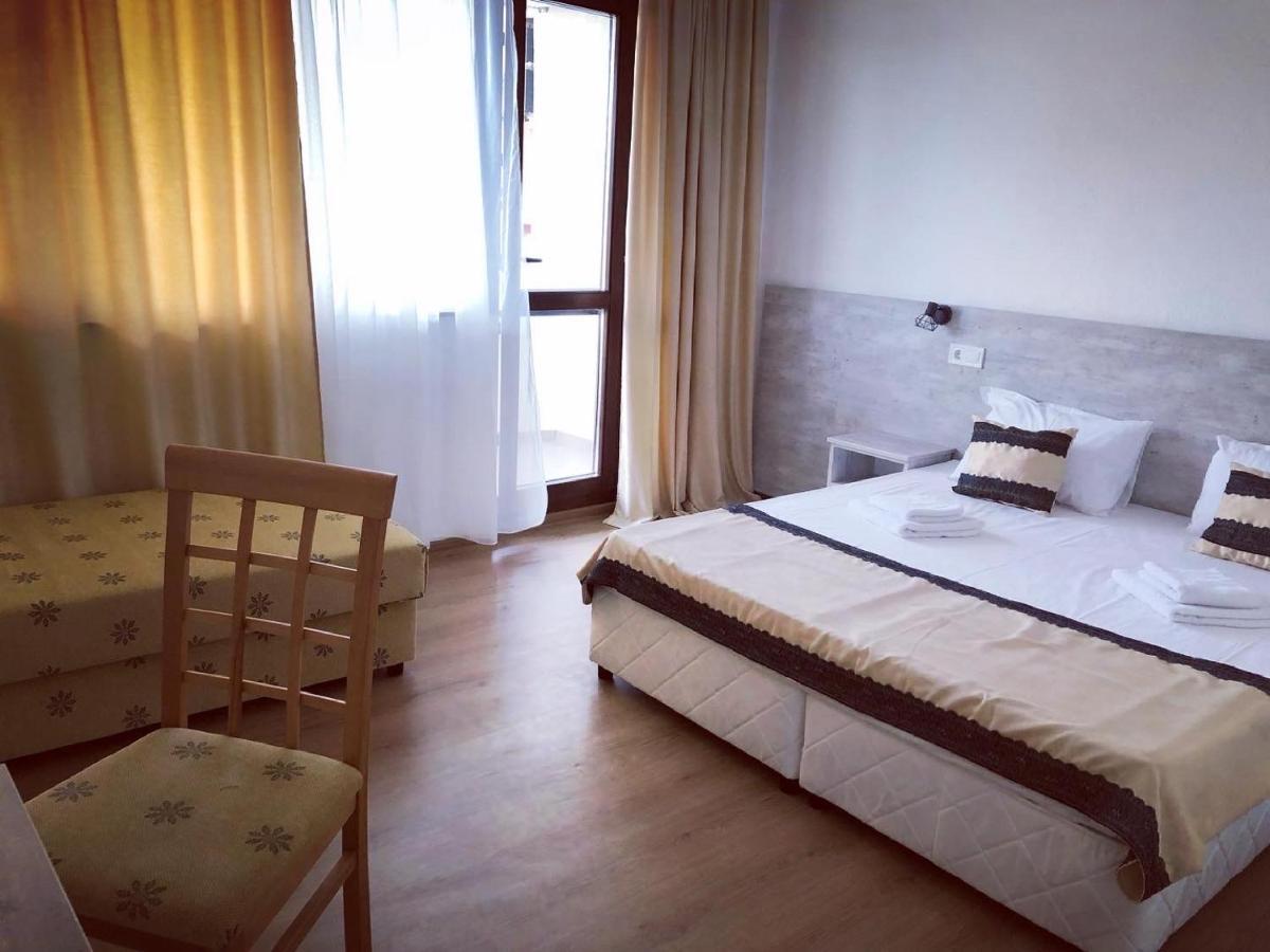 Guest Rooms Southern Nights 바르바라 외부 사진