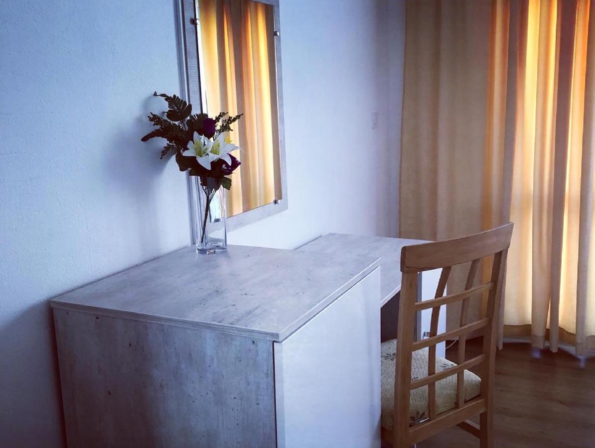 Guest Rooms Southern Nights 바르바라 외부 사진